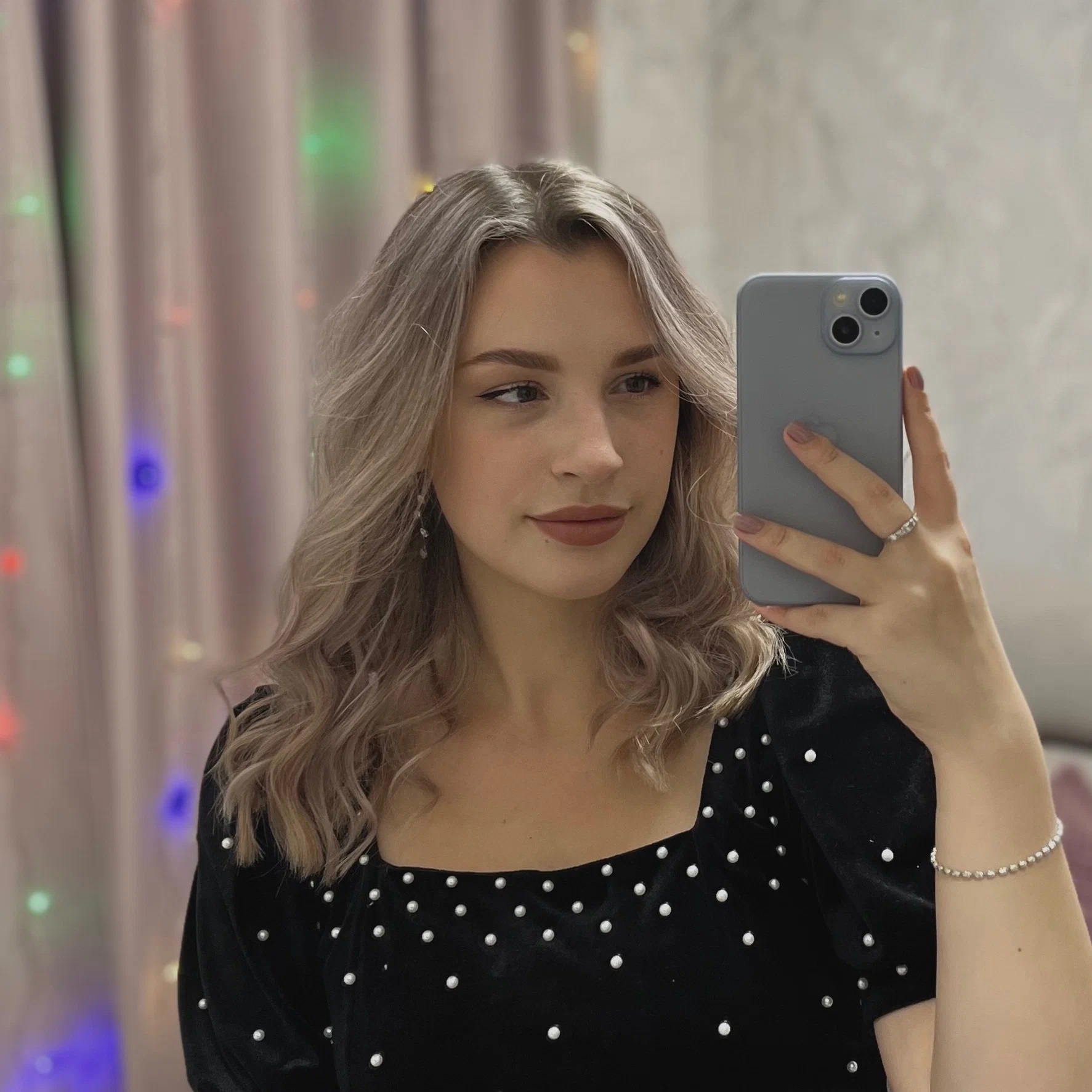 Настя Иванова